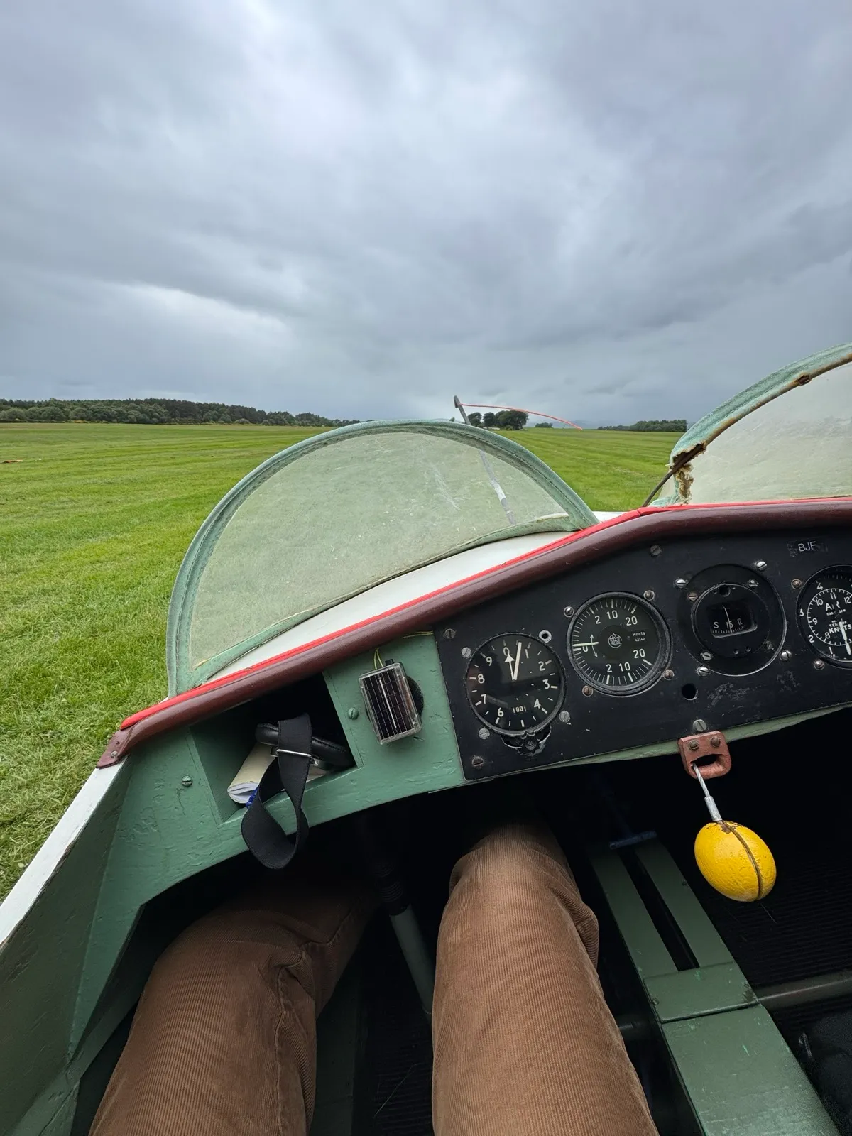 T21 BJF cockpit at the winch launch at Portmoak
